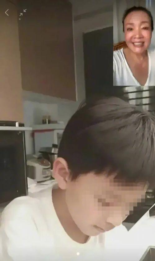 明星被孙子爆料视频,视频内容引发网友热议  第1张